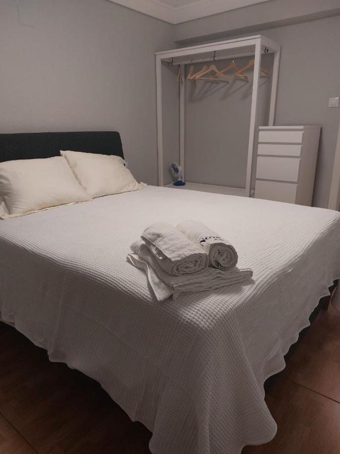 Apartamento Zaragoza Plaza Europa Ngoại thất bức ảnh