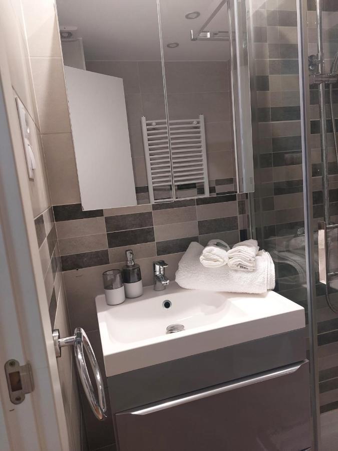 Apartamento Zaragoza Plaza Europa Ngoại thất bức ảnh